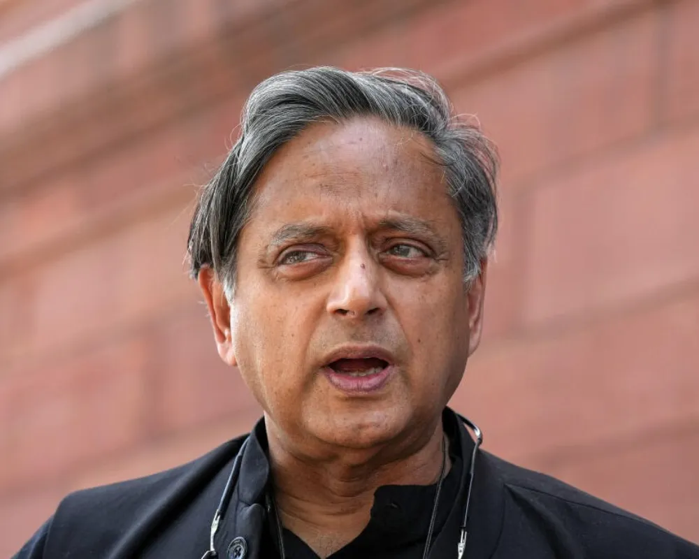 Tharoor vs. Congress: "Not One of Us"