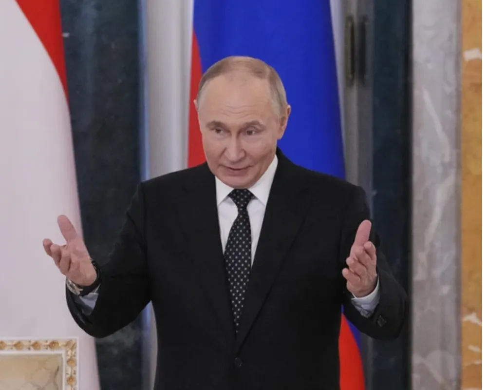 Russia Attacks Ukraine as New Audio Reveals Trump's Putin Threat