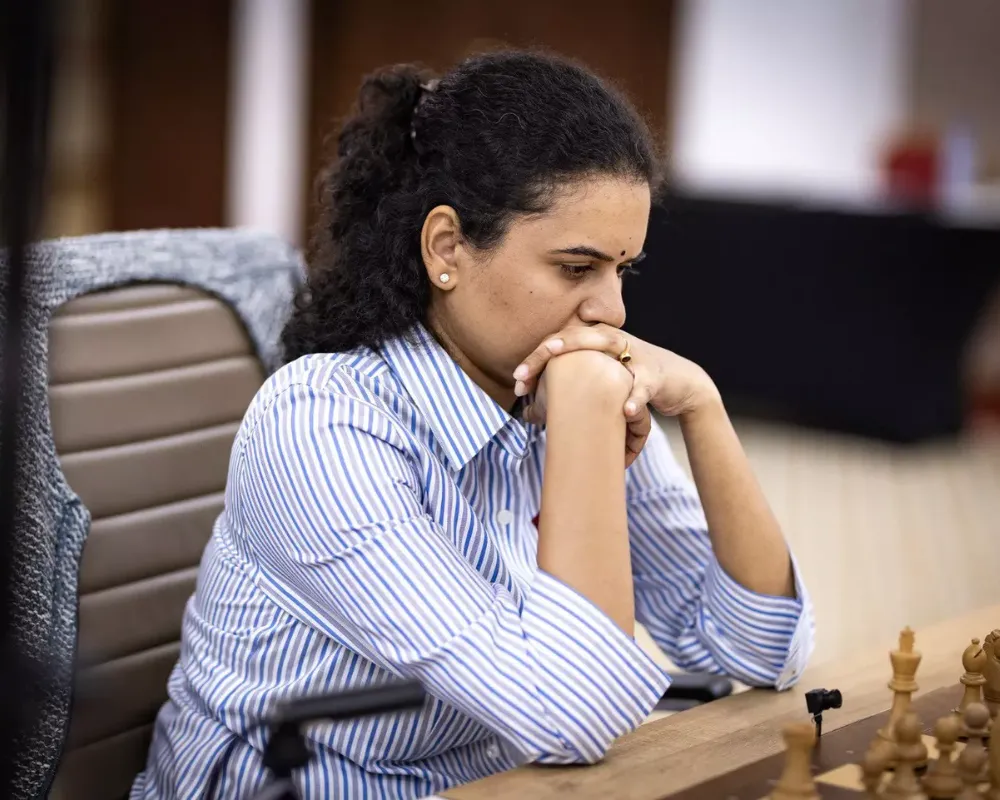 Humpy Makes History  in FIDE World Cup Final
