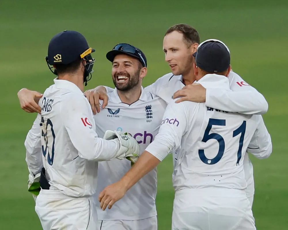 England win Lord's Test by 22 runs vs India.