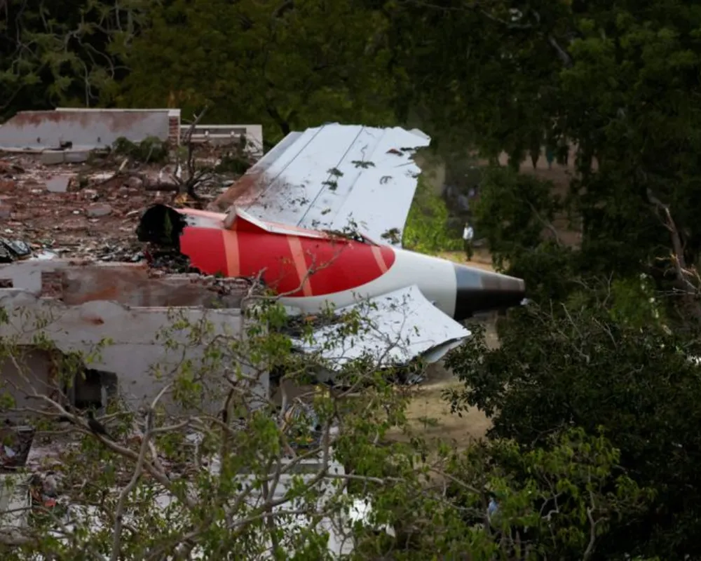 Pilots to sue over AI 171 probe bias.